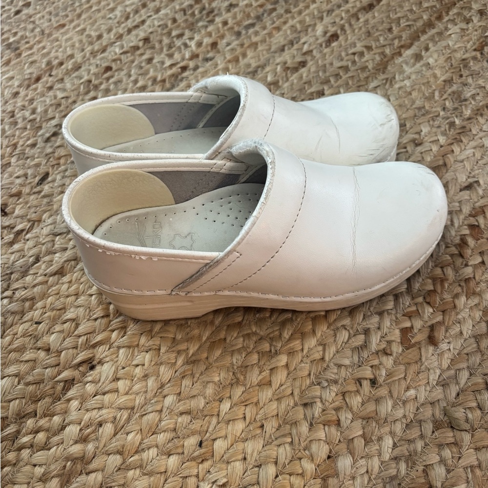 White Dansko Nursing Shoes - Picture 3 of 3